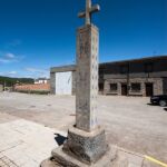 Foto cruz de los caidos arcusa
