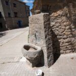 foto fuente agua perfil arcusa