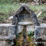 Fuente en el merendero de Moscarales cerca Boltaña Fuente en el merendero de Moscarales cerca Boltaña
